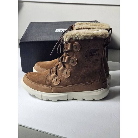Sorel ladies Explorer II Joan boots Nwb - Picture 3 of 9